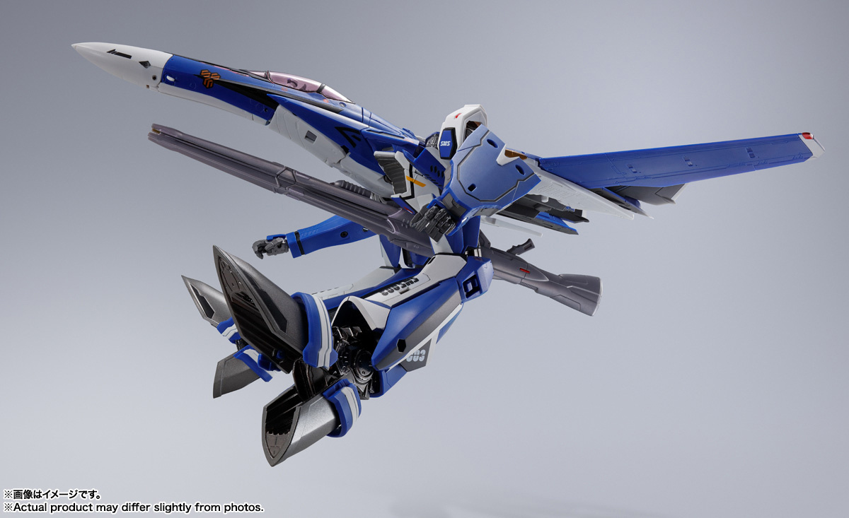 FIGURA ACCION DX CHOGOKIN VF-25G SUPER MESSIAH VALKYRIE MICHAEL BLANC USE REVIVAL VER. TAMASHII NATIONS