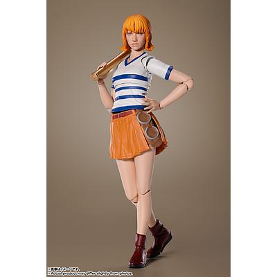 S.H.FIGUARTS NAMI NETFLIX SERIES ONE PIECE TAMASHII NATIONS