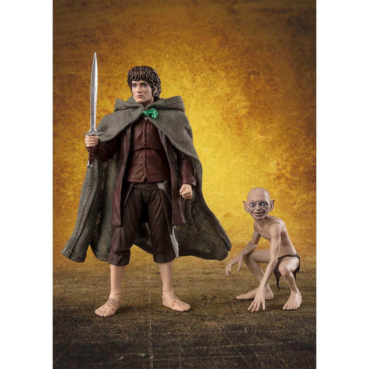 S.H.FIGUARTS - FRODO BAGGINS &amp; GOLLUM - THE LORD OF THE RINGS: THE FELLOWSHIP OF THE RING