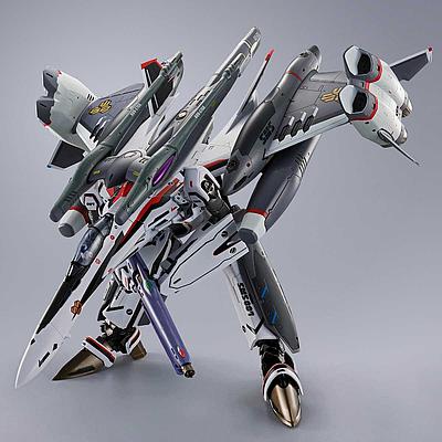 DX CHOGOKIN - TORNADO MESSIAH VALKYRIE ALTO SAOTOME USE REVIVAL VER. MACROSS