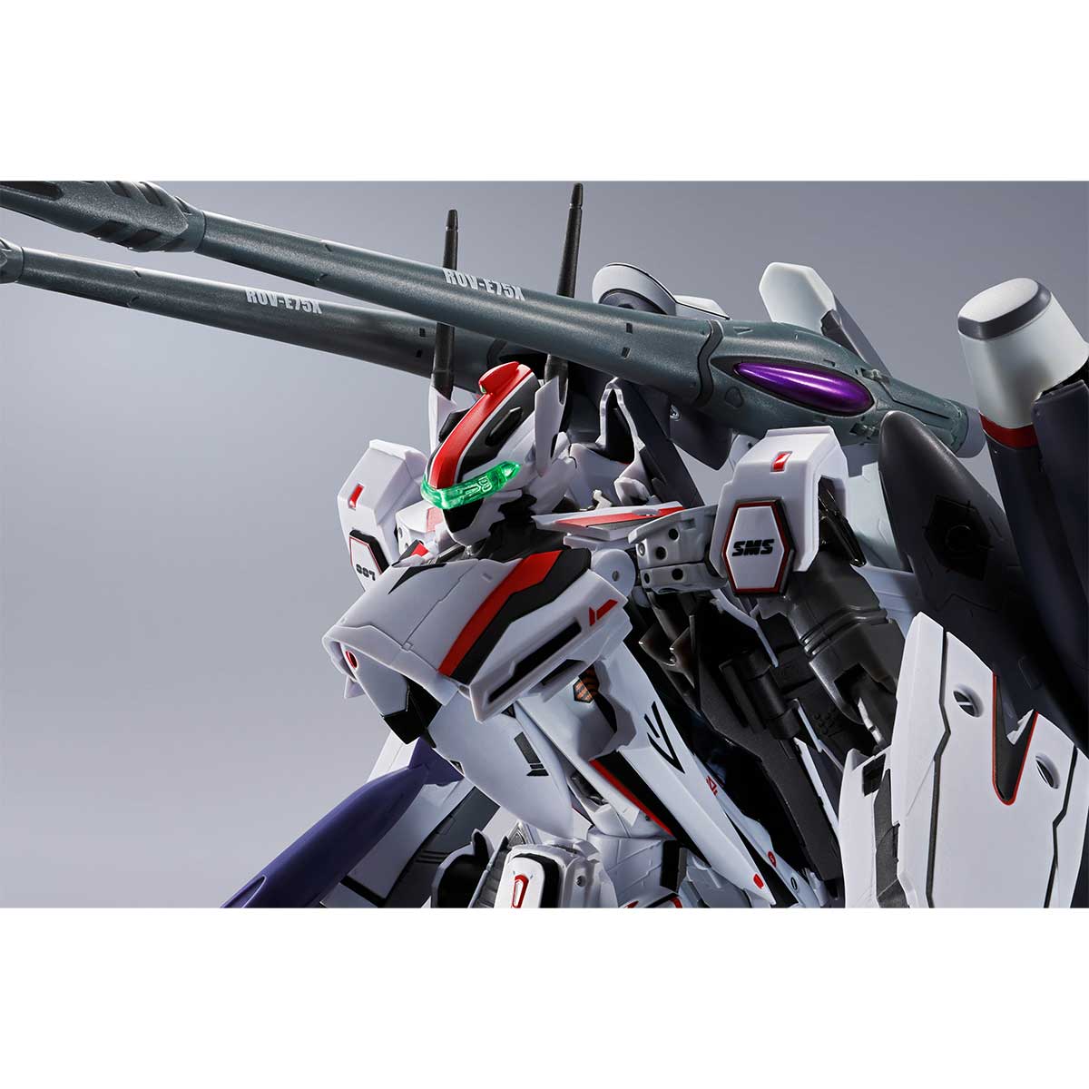 DX CHOGOKIN - TORNADO MESSIAH VALKYRIE ALTO SAOTOME USE REVIVAL VER. MACROSS