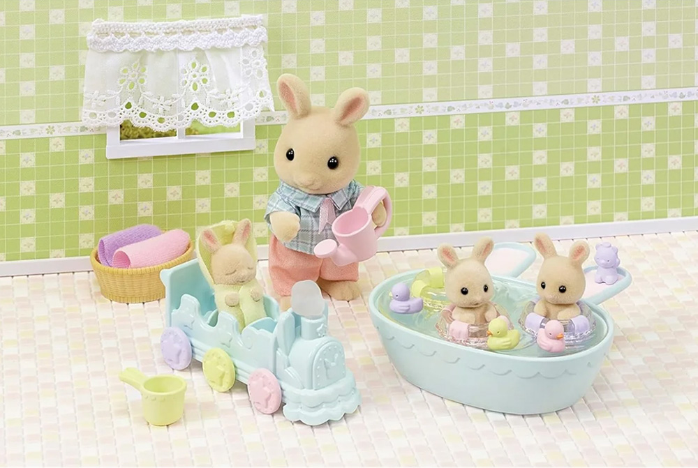 BAÑO DE LOS TRILLIZOS SYLVANIAN FAMILIES
