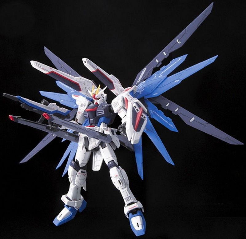 MODEL KIT RG 1/144 FREEDON GUNDAM BANDAI HOBBY