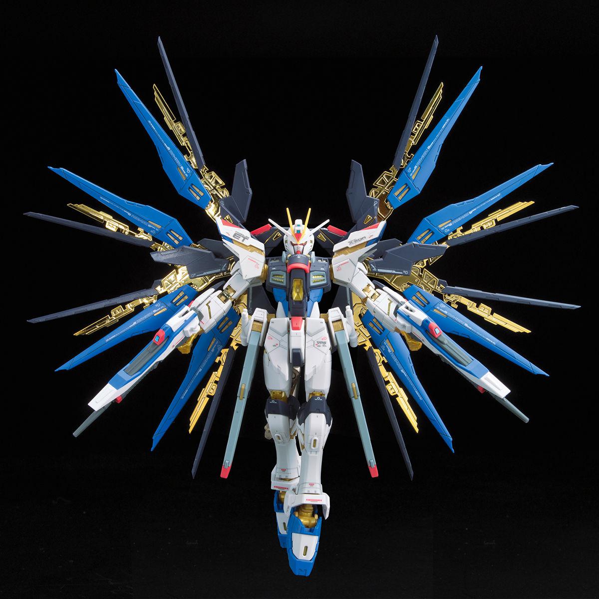 MODEL KIT RG 1/144 ZGMF-X20A STRIKE FREEDOM GUNDAM BANDAI HOBBY