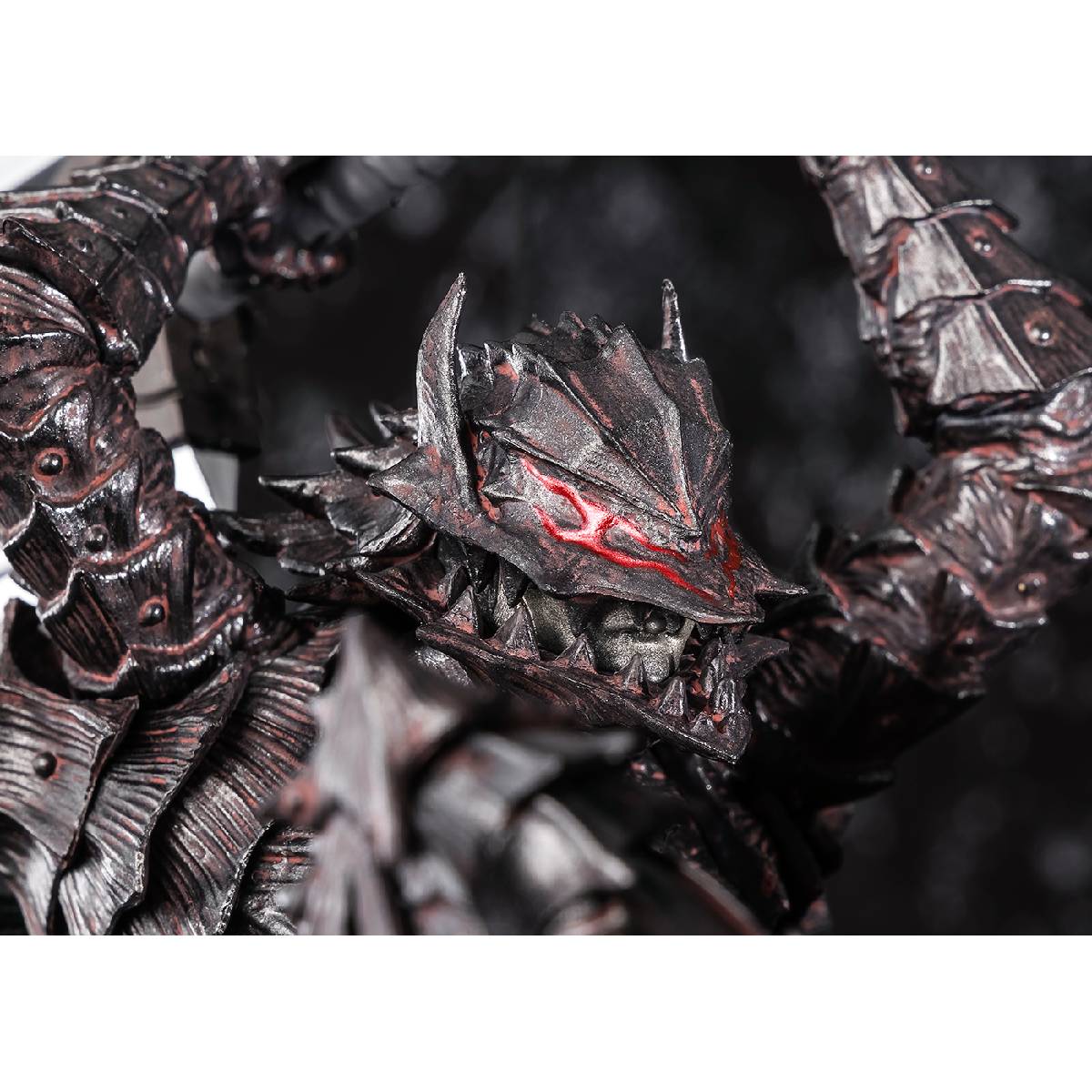 FIGUARTS ZERO GUTS (BERSERKER ARMOR) TAMASHII NATIONS