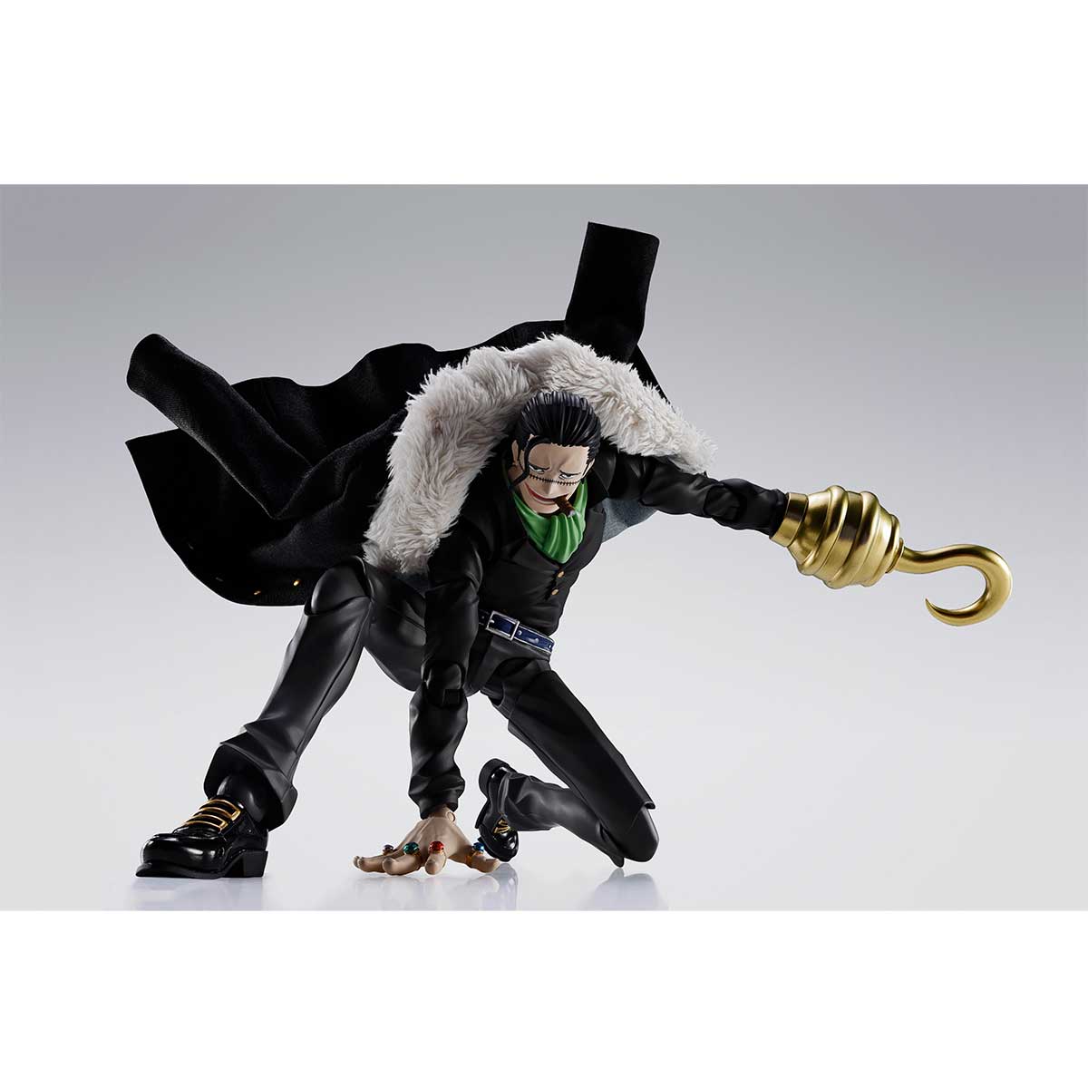 S.H.Figuarts SIR CROCODILE -MARINEFORD- TAMASHII NATIONS